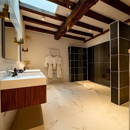 Chateau Belet * Saint-Aquilin