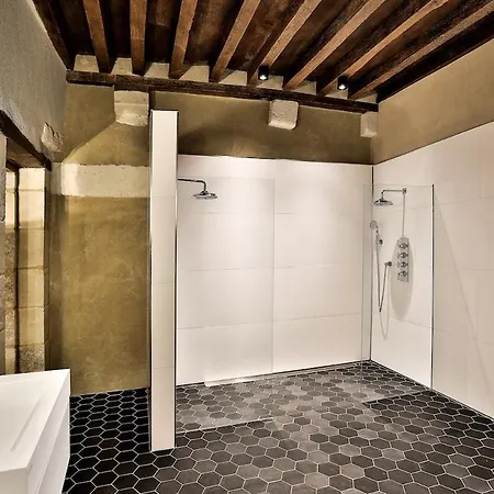 וילה Chateau Belet Saint-Aquilin