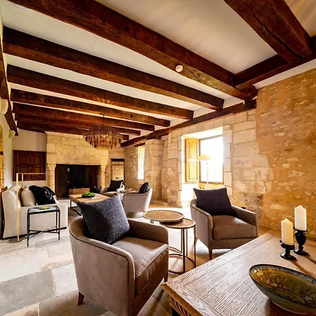 Chateau Belet Saint-Aquilin