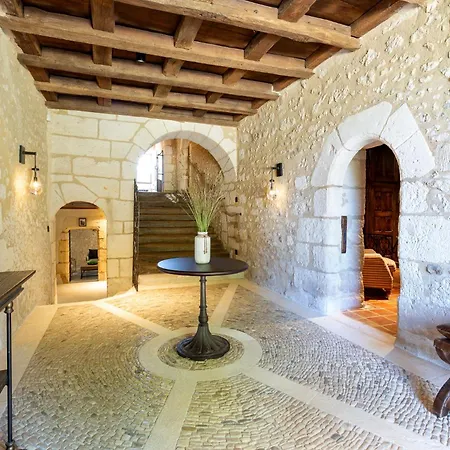 Chateau Belet * Saint-Aquilin