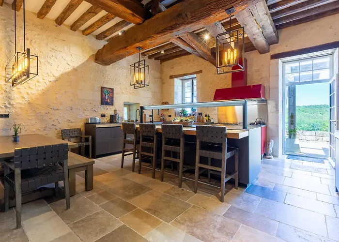 Vila Chateau Belet Saint-Aquilin