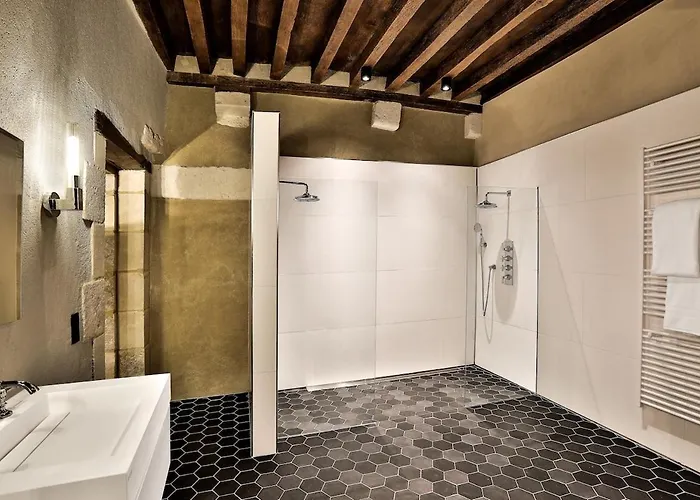 Vila Chateau Belet Saint-Aquilin