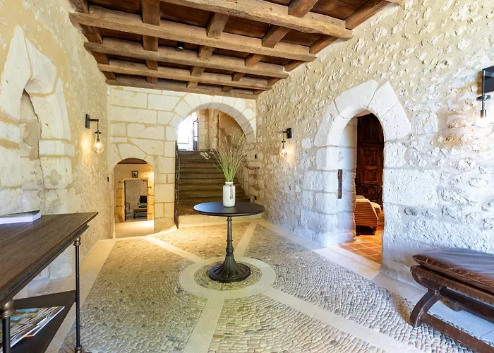 Chateau Belet * Saint-Aquilin